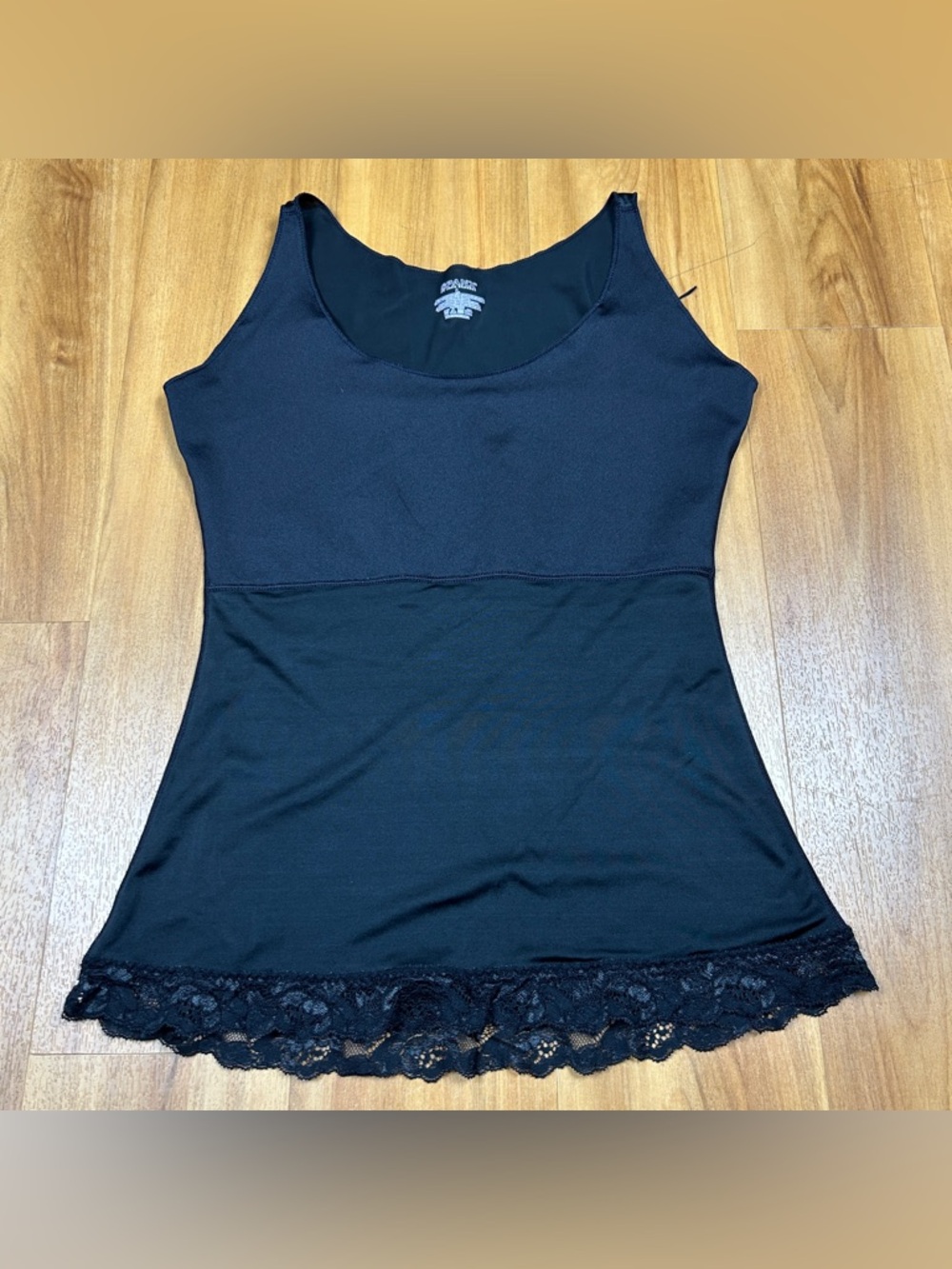 Spanx Black Shapewear Tank Top Lace Hem Slimming Stretch‎ Womens L